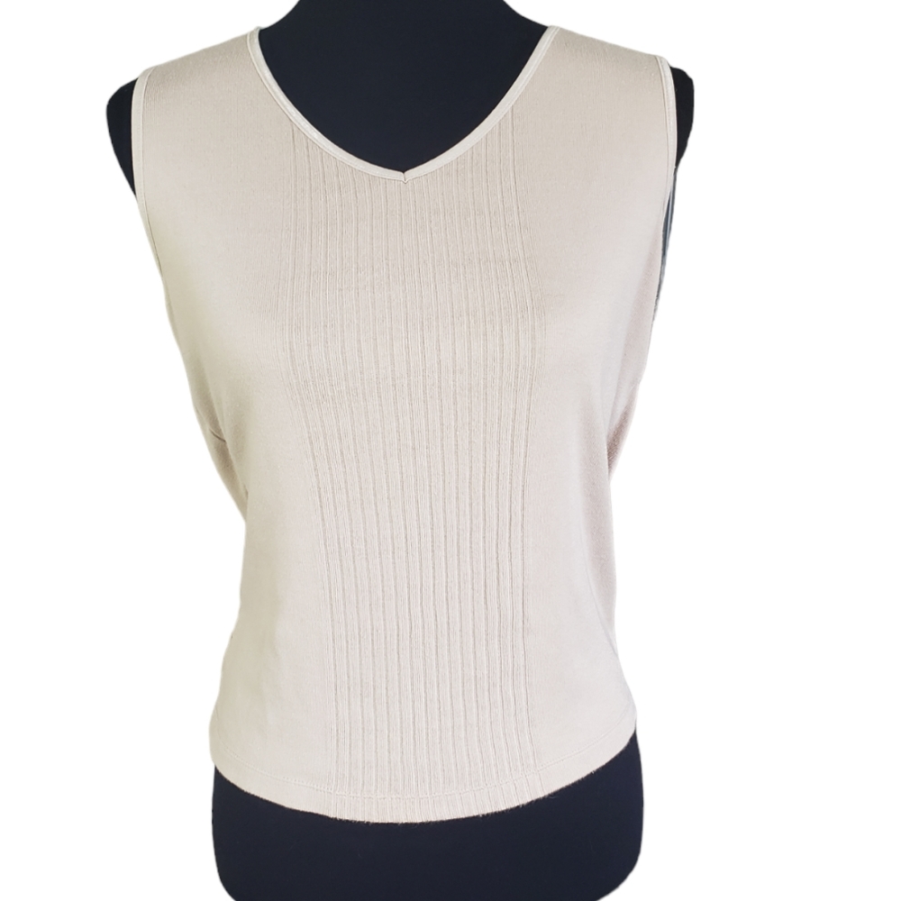 CB Collections Tan Ribbed V Neck Top Size M